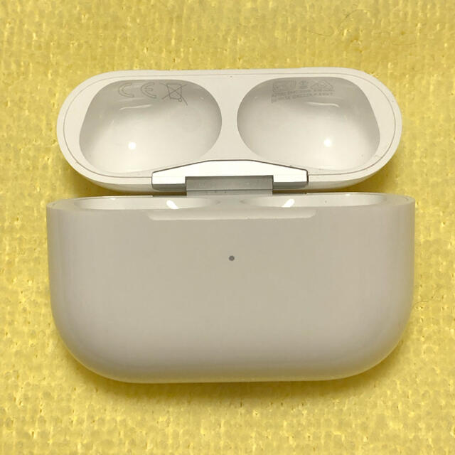 Apple 純正　AirPods pro 充電器のみ　#GXCCD 2