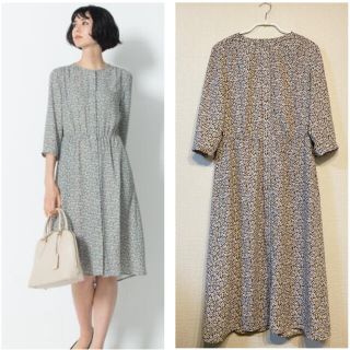 ニジュウサンク(23区)の【専用】23区　美品　LIBERTY プリント ワンピース  日本製(ひざ丈ワンピース)