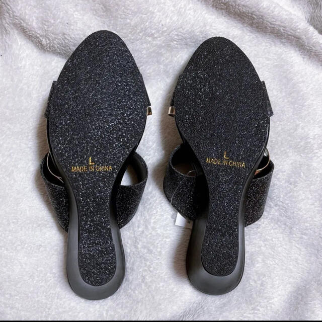 DIANA(ダイアナ)のラメ グリッター キラキラ ブラック ゴールド ヒール 低め  ウェッジソール レディースの靴/シューズ(サンダル)の商品写真