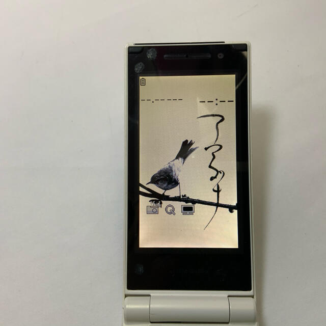 amadana(アマダナ)のamadana ガラケー docomo ドコモ amadana N706iⅡ スマホ/家電/カメラのスマートフォン/携帯電話(携帯電話本体)の商品写真