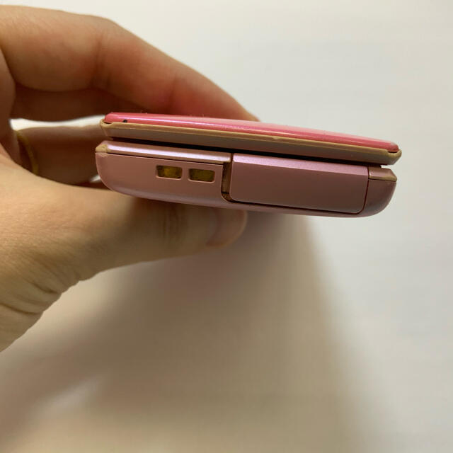 SHARP(シャープ)のdocomo SH-03E ピンク　ドコモ　シャープ　ガラケー　携帯 スマホ/家電/カメラのスマートフォン/携帯電話(携帯電話本体)の商品写真