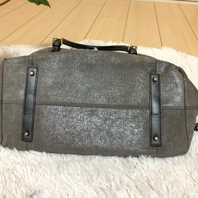 kate spade new york(ケイトスペードニューヨーク)のkate spade ハンドバッグ ショルダーバッグ　スウェード　巾着 レディースのバッグ(ハンドバッグ)の商品写真