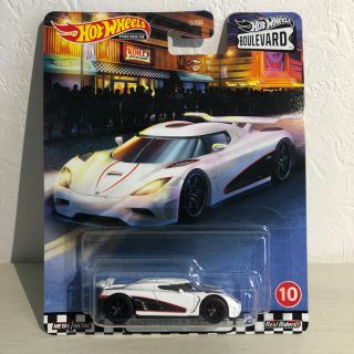 ホットウィール ブールヴァード　KOENIGSEGG AGERA R(ミニカー)