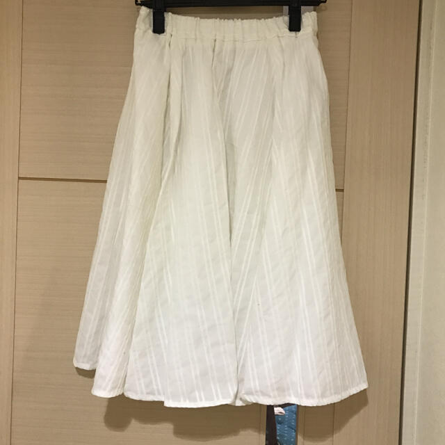 Mila Owen(ミラオーウェン)のフレアスカート レディースのスカート(ひざ丈スカート)の商品写真