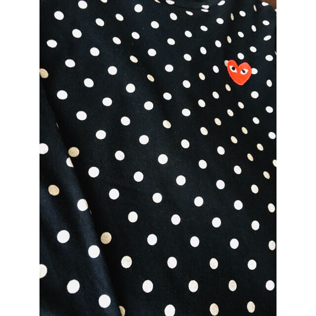 COMME des GARCONS(コムデギャルソン)の【希少★メンズMサイズ】プレイコムデギャルソン 黒 ドット DOT 長袖Tシャツ メンズのトップス(Tシャツ/カットソー(七分/長袖))の商品写真