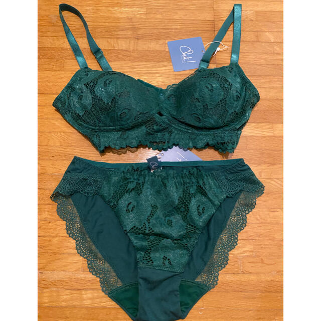 Chut!INTIMATES ブラ&ショーツセット D70 M レディースの下着/アンダーウェア(ブラ&ショーツセット)の商品写真