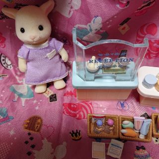 EPOCH - シルバニアファミリー くすり屋さん ヤギの薬剤師さん の