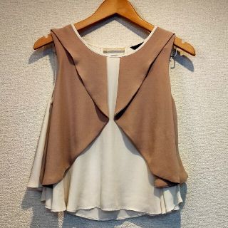 ザラ(ZARA)のザラ　ZARA トップス　ノースリーブ(カットソー(半袖/袖なし))