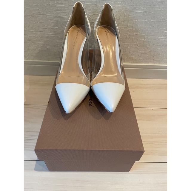 新品 Gianvito Rossi ジャンヴィトロッシ パンプス ドゥロワー 新品 Gianvito Rossi ジャンヴィトロッシ パンプス ドゥロワー