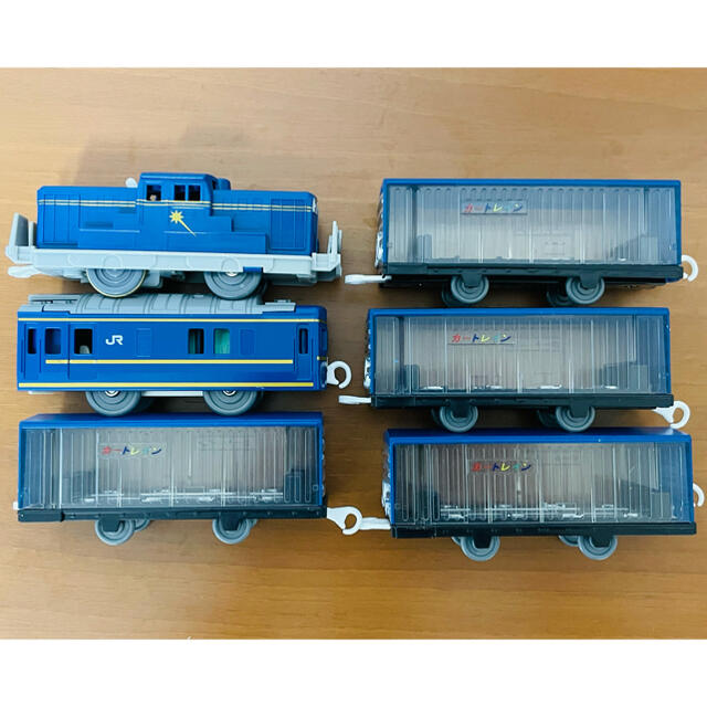 プラレール いっぱいつなごうトミカ搭載貨車セット カートレイン北海道 フル編成