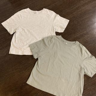 ユニクロ(UNIQLO)のUNIQLO  クロップドクルーネックTシャツ ライトグレー、グリーン(Tシャツ(半袖/袖なし))