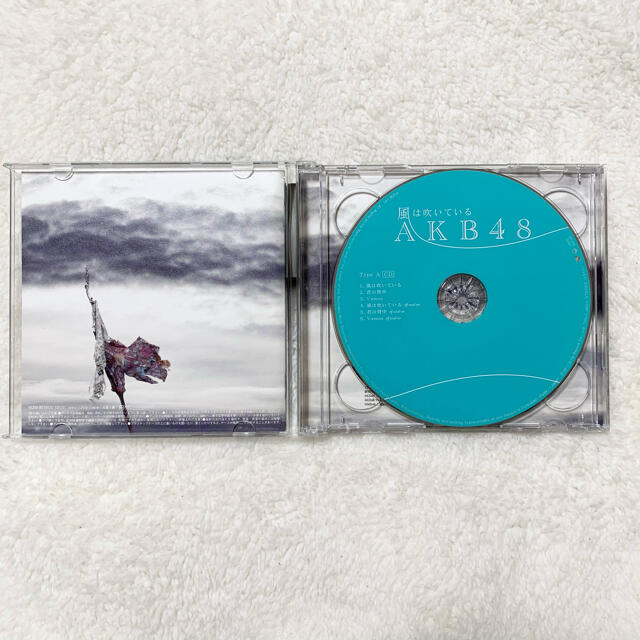 AKB48(エーケービーフォーティーエイト)の風は吹いている(TYPE A) エンタメ/ホビーのCD(ポップス/ロック(邦楽))の商品写真