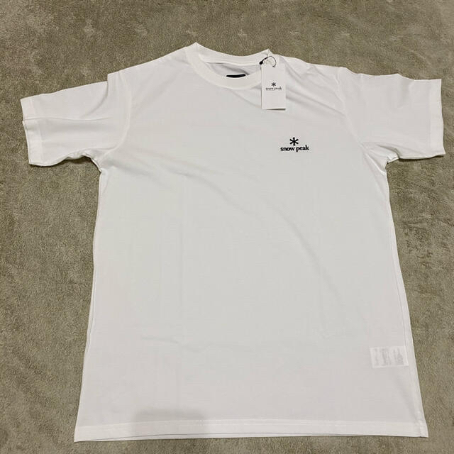Snow Peak(スノーピーク)のスノーピーク　snowpeak 刺繍　ロゴTシャツ　サイズL　限定品　白 メンズのトップス(Tシャツ/カットソー(半袖/袖なし))の商品写真