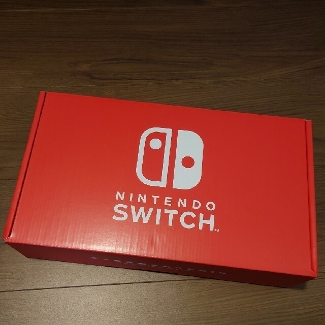 《新品・未使用》任天堂 Switch customize　レッド＆ブルー