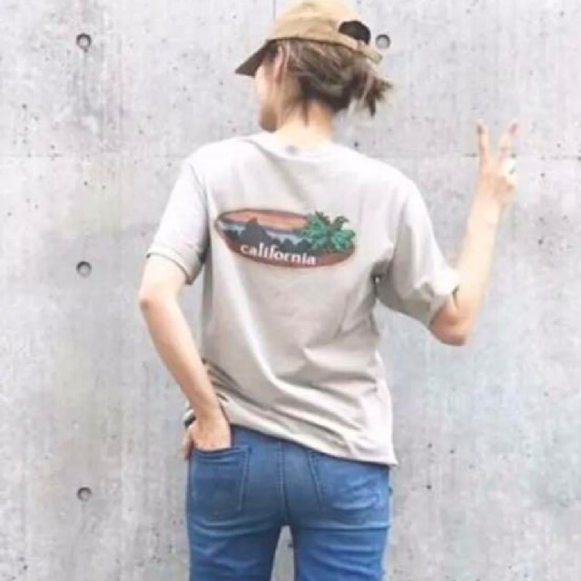 DEUXIEME CLASSE(ドゥーズィエムクラス)の専用 ドゥーズィエムクラス カリフォルニア Tシャツ レディースのトップス(Tシャツ(半袖/袖なし))の商品写真