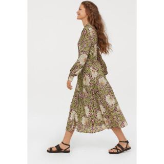 エイチアンドエイチ(H&H)のWilliam Morris ウィリアムモリス  H&M  ワンピース(ロングワンピース/マキシワンピース)