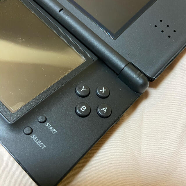 ニンテンドーDS(ニンテンドーDS)のニンテンドーDS lite ブラック 任天堂 エンタメ/ホビーのゲームソフト/ゲーム機本体(携帯用ゲーム機本体)の商品写真