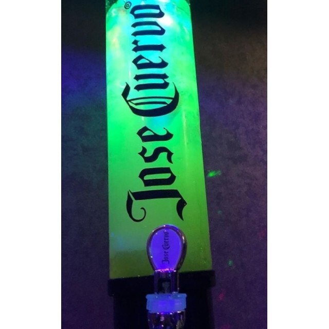 非売品 激レア クエルボ テキーラタワー ショット cuervo タワー 非売品 激レア クエルボ テキーラタワー ショット cuervo タワー