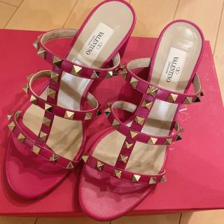 ヴァレンティノ(VALENTINO)のvalentino サンダル(サンダル)