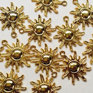 k10yg. wg　太陽チャーム 111075041.jpg?1474978925