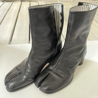 マルタンマルジェラ(Maison Martin Margiela)のタビ　レザーアンクルブーツ　MAISON MARGIELA(ブーツ)