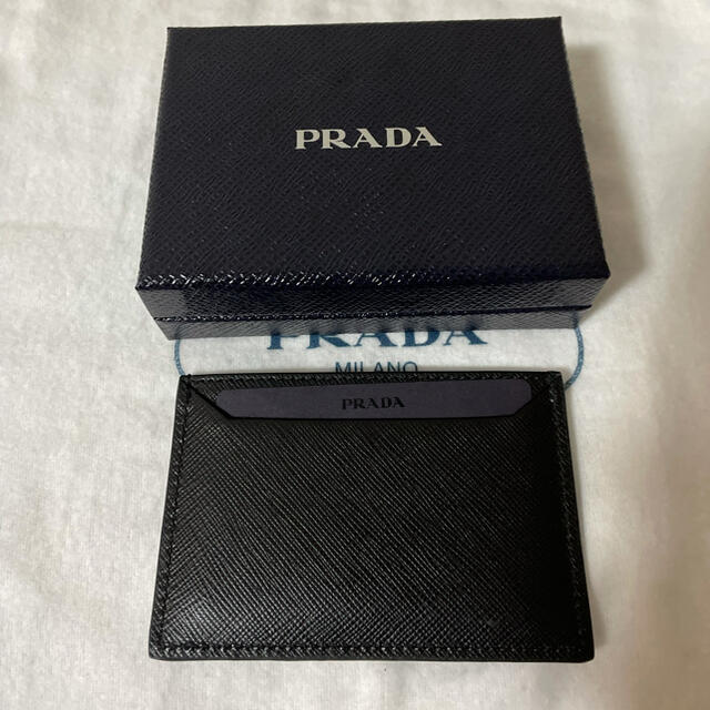 PRADA❤︎プラダ❤︎カードケース❤︎定期入れ❤︎新品未使用
