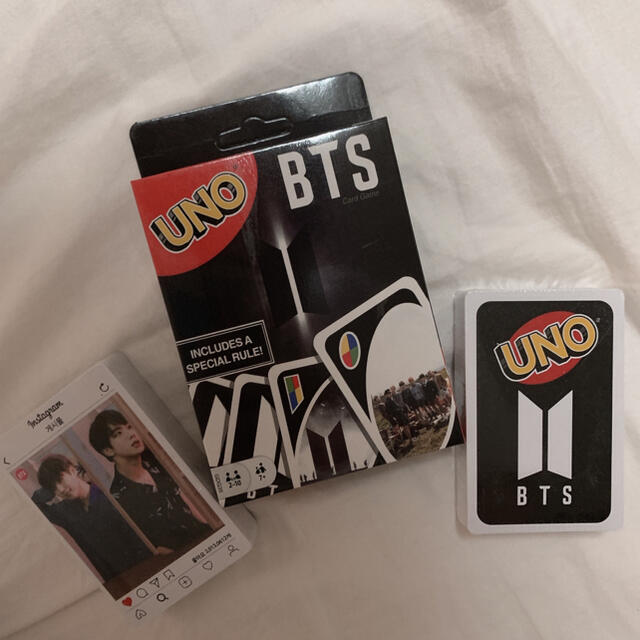 UNO BTS ウノ カードゲーム 防弾少年団　バンタン エンタメ/ホビーのテーブルゲーム/ホビー(トランプ/UNO)の商品写真