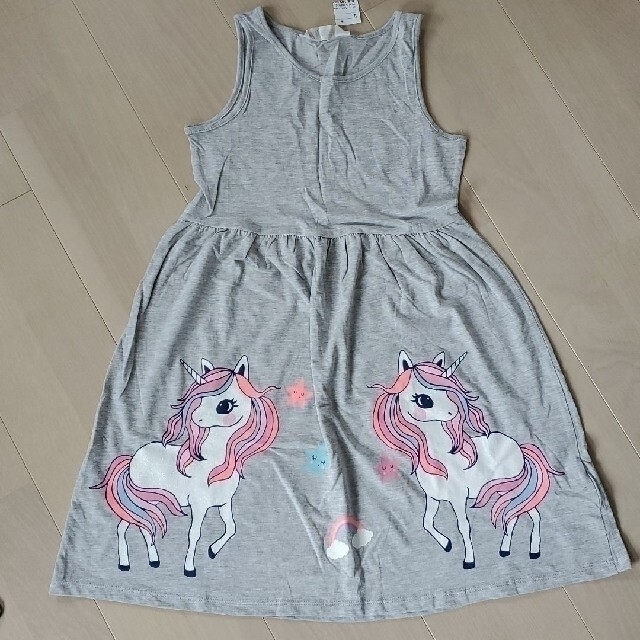 新品 H&M 女の子 ユニコーン ワンピース135-140