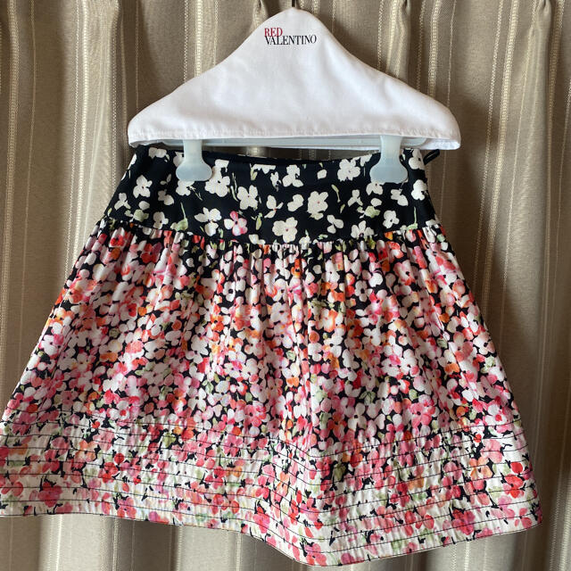 お買い物マラソン限定☆ 【美品】RED VALENTINO 黒スカート