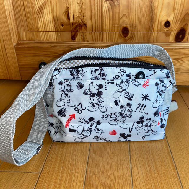 kipling(キプリング)の★新品SALE★ キプリング  ミッキーコラボ　ショルダーバック　2WAY レディースのバッグ(ショルダーバッグ)の商品写真