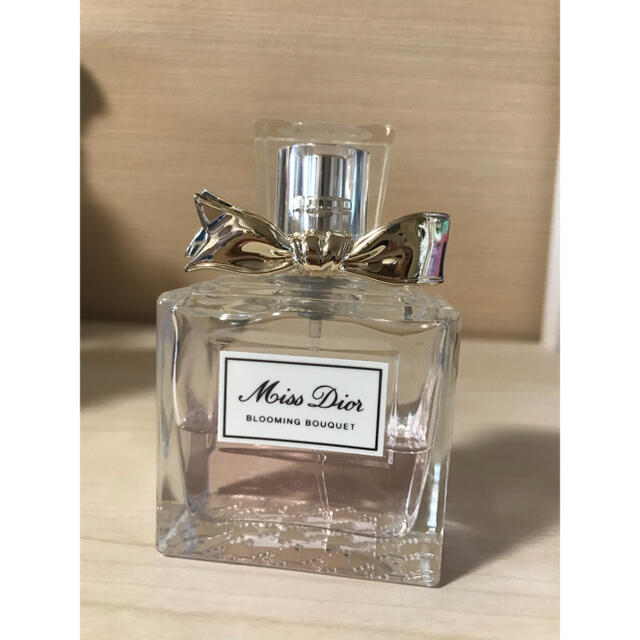 Dior(ディオール)のMissDior ブルーミングブーケ 50ml 香水 コスメ/美容の香水(香水(女性用))の商品写真