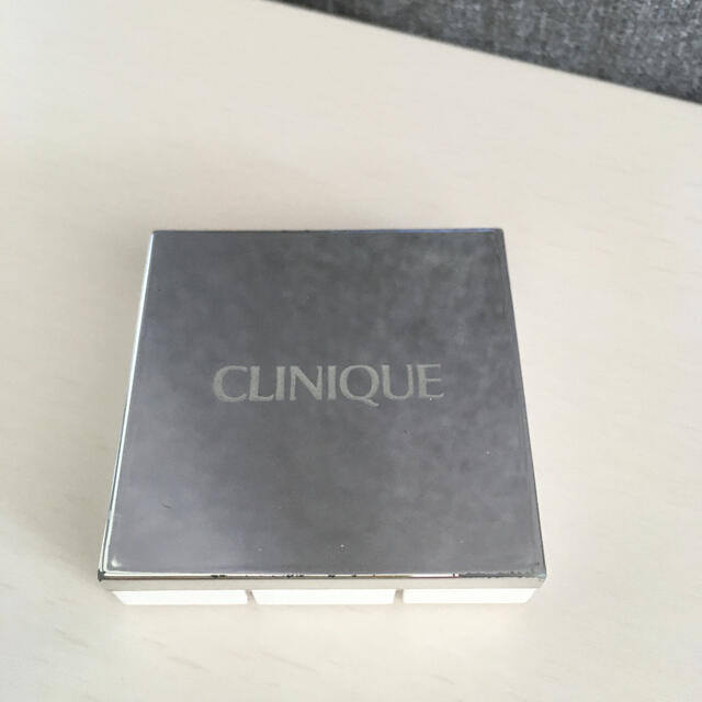 CLINIQUE(クリニーク)のクリニーク　アイシャドウ コスメ/美容のベースメイク/化粧品(アイシャドウ)の商品写真