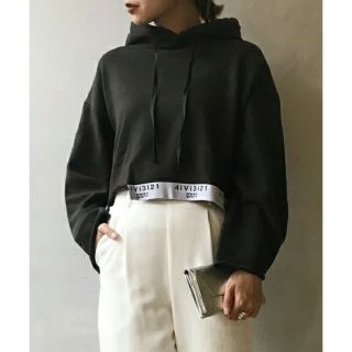 アメリヴィンテージ(Ameri VINTAGE)の新品 。 AMERI 　PASS　HOOCODEDIE(パーカー)