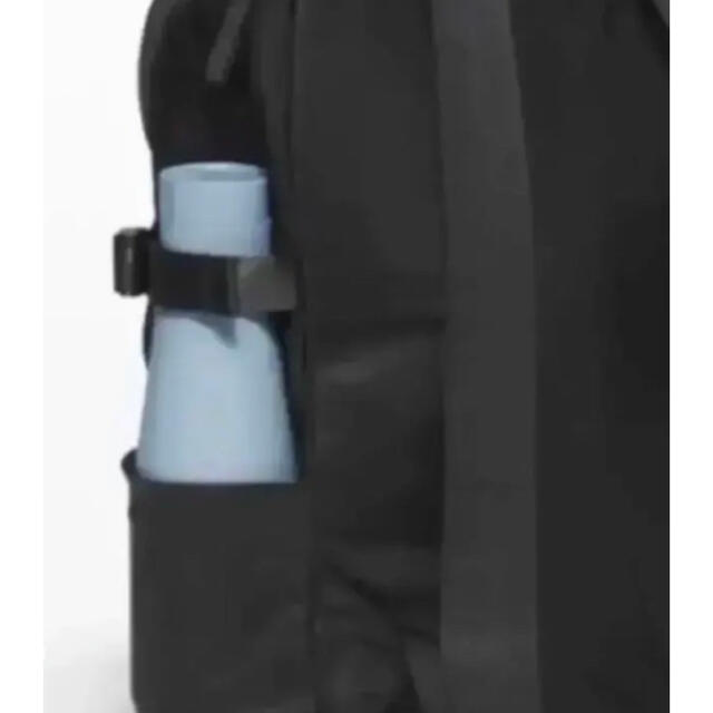 lululemon(ルルレモン)のcoco様専用日本未発売　New Crew Backpack 新品タグ付　22L レディースのバッグ(リュック/バックパック)の商品写真