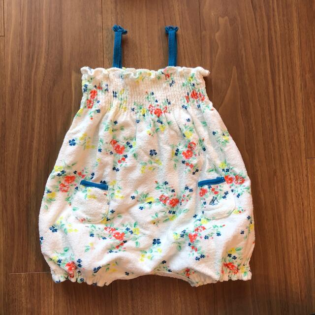 PETIT BATEAU(プチバトー)のPETIT BATEAU 小花柄ロンパース キッズ/ベビー/マタニティのベビー服(~85cm)(ロンパース)の商品写真