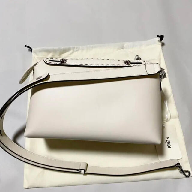 新品未使用！送料込み★FENDI★BY THE WAY MEDIUM