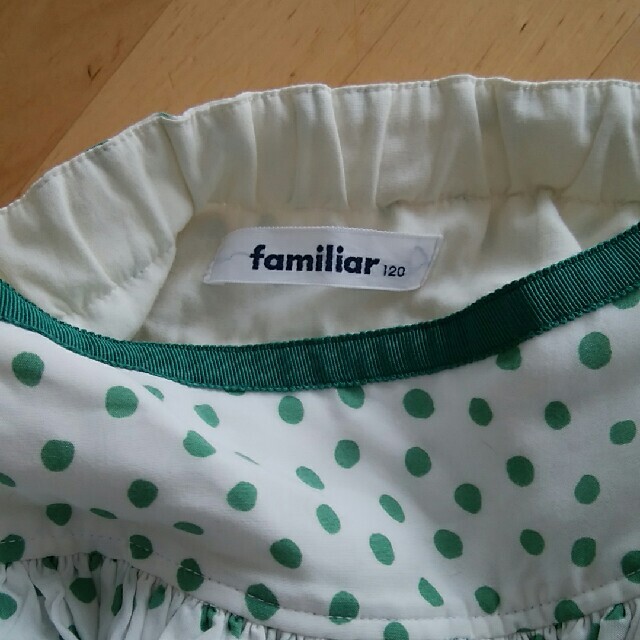 familiar(ファミリア)の★familiar涼しげドットスカート　120USED★ キッズ/ベビー/マタニティのキッズ服女の子用(90cm~)(スカート)の商品写真