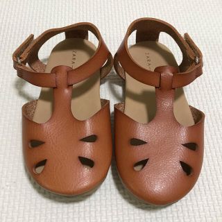 ザラキッズ(ZARA KIDS)のzara kids レザーサンダル　サイズ22 13.5cm(サンダル)