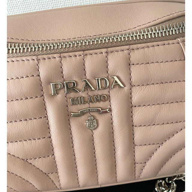 PRADA(プラダ)のPRADA プラダ 新品未使用　ショルダーバッグ　2WAY レディースのバッグ(ショルダーバッグ)の商品写真