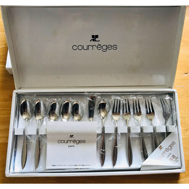 Courreges(クレージュ)のクレージュ　18-10ステンレス　カトラリー12pcs.セット インテリア/住まい/日用品のキッチン/食器(カトラリー/箸)の商品写真