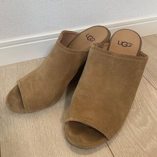 アグ(UGG)のMKN様専用　UGG ウェッジヒールサンダル　24cm (USA7)(サンダル)