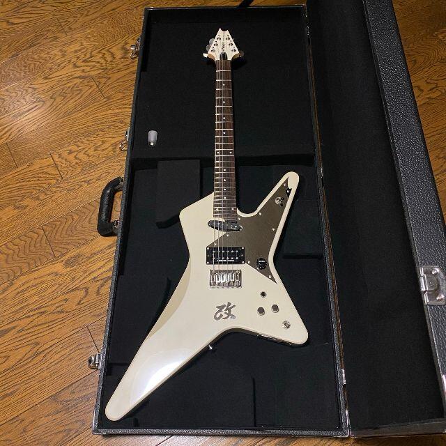 ESP(イーエスピー)のEDWARDS CRYING STAR-REBEL改 ケース無　 楽器のギター(エレキギター)の商品写真