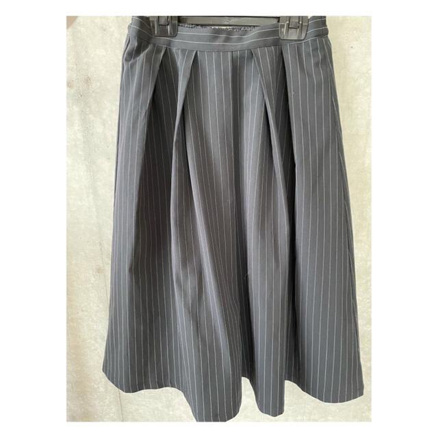GU(ジーユー)のGU ストライプスカート レディースのスカート(ひざ丈スカート)の商品写真