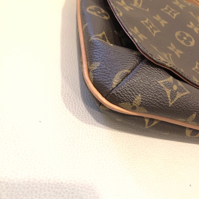 LOUIS VUITTON(ルイヴィトン)の【期間限定】LV ルイヴィトン モノグラム ミュゼットタンゴ ショルダーバッグ レディースのバッグ(ショルダーバッグ)の商品写真