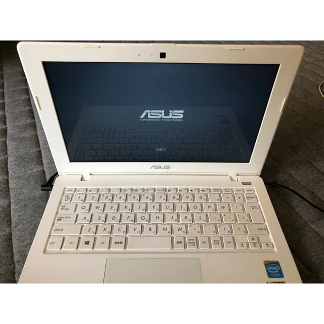 ASUS ノートPC X200MA-B