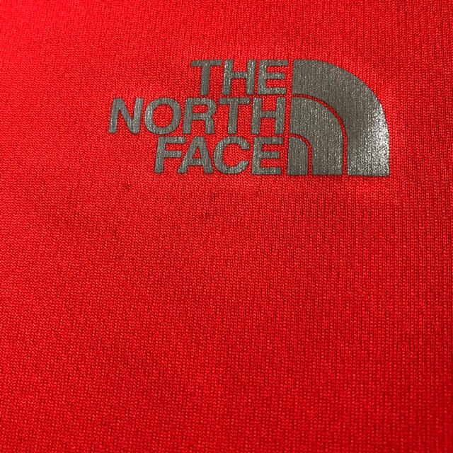 THE NORTH FACE(ザノースフェイス)のTHE NORTH FACE Tシャツ 130 キッズ/ベビー/マタニティのキッズ服男の子用(90cm~)(Tシャツ/カットソー)の商品写真