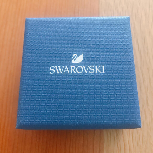 SWAROVSKI(スワロフスキー)のSWAROVSKI スワロフスキー ネックレス プレゼント ★新品未使用★ レディースのアクセサリー(ネックレス)の商品写真