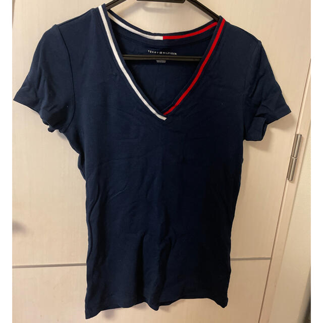 TOMMY HILFIGER(トミーヒルフィガー)のtommy hilfiger レディースのトップス(Tシャツ(半袖/袖なし))の商品写真