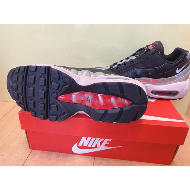 NIKE(ナイキ)の☆新品☆NIKE AIR MAX 95 black/silver レディースの靴/シューズ(スニーカー)の商品写真