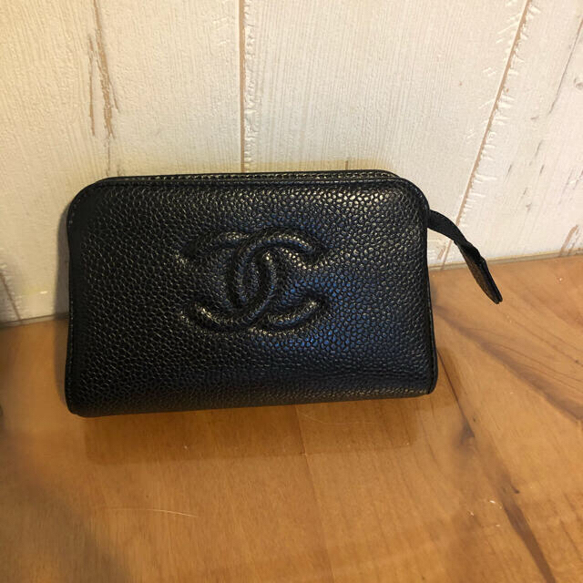 CHANEL(シャネル)の『最終お値下げ』シャネル　ポーチ　キャビアスキン レディースのファッション小物(ポーチ)の商品写真